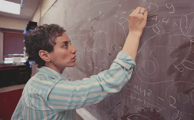 Maryam Mirzakhani alla lavagna, Stanford